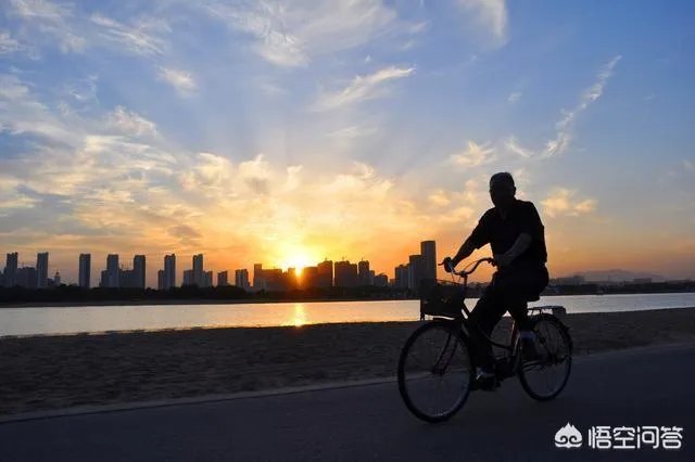 当年90元走遍全中国的小伙计,陈超波现在怎么样?