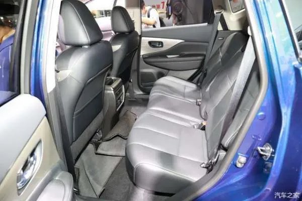 日产旗舰SUV买沙发送车 实拍2021款楼兰 最低只要20万