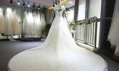 试婚纱需要准备什么 婚纱可以随便试吗