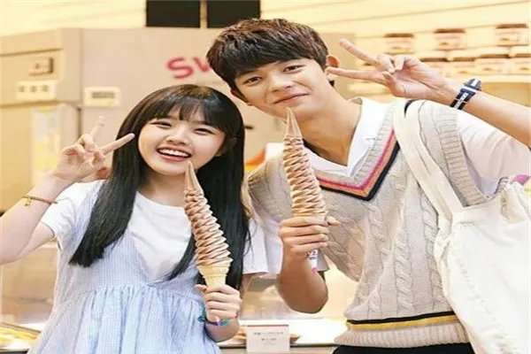 10部校园韩剧最好看排名：学校2015上榜，第四甜炸