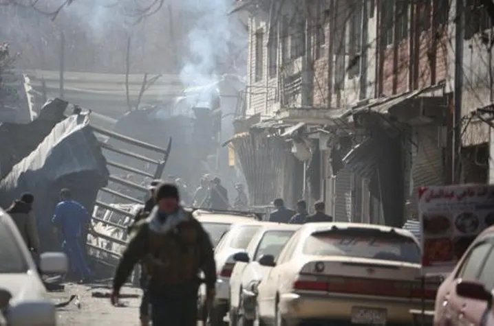 阿富汗油罐车爆炸后带来了什么后果？