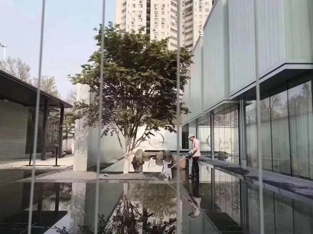 在中介买了一套房子，房东消失联系不上了怎么办？