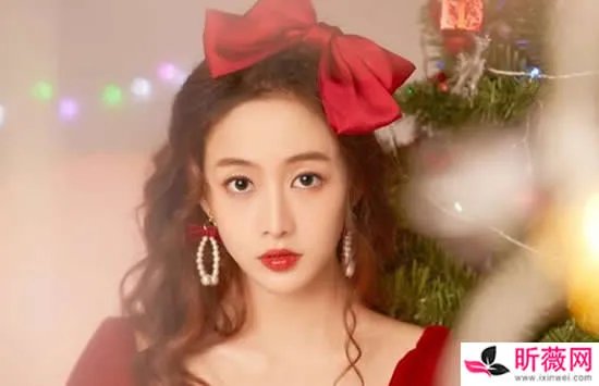 刘美含到底多高 刘美含演巴啦啦小魔仙时多大