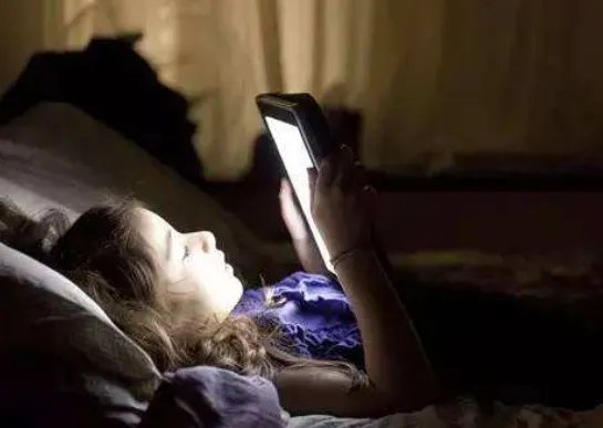 熬夜伤肝还是伤肾