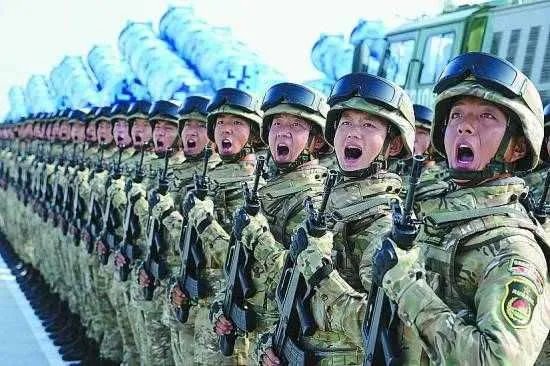 一个集团军有哪些编制？多少兵力？