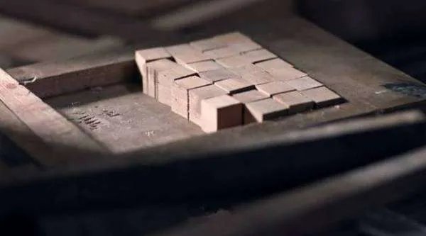 活字印刷术有什么优点，起了什么作用？