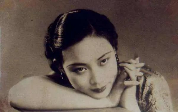 戴笠与胡蝶的感情如何?