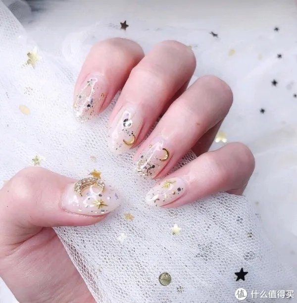 美甲图片2020新款式