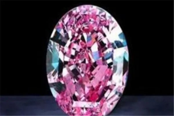 世界著名的十大钻石 希望之钻上榜，库里南基本上无可挑剔