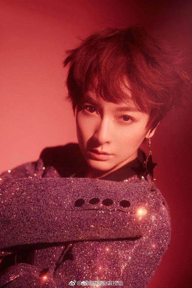 吴昕微博晒自拍并附文“拍出全智贤的感觉了吗”，你怎么看？