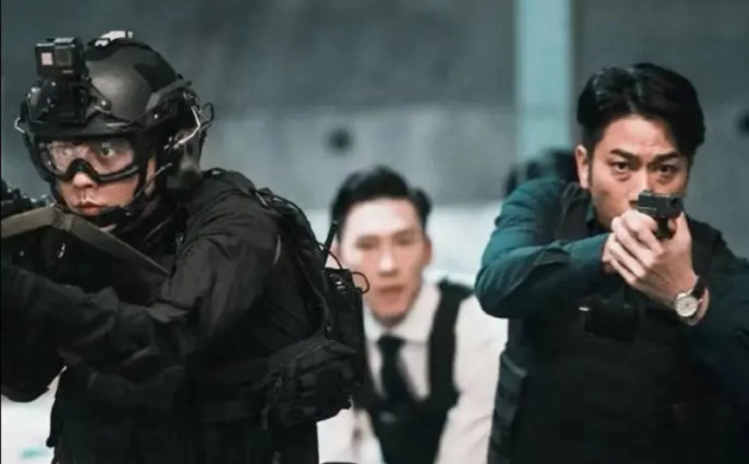 请评价一下电视剧《飞虎之雷霆极战》的章文龙?