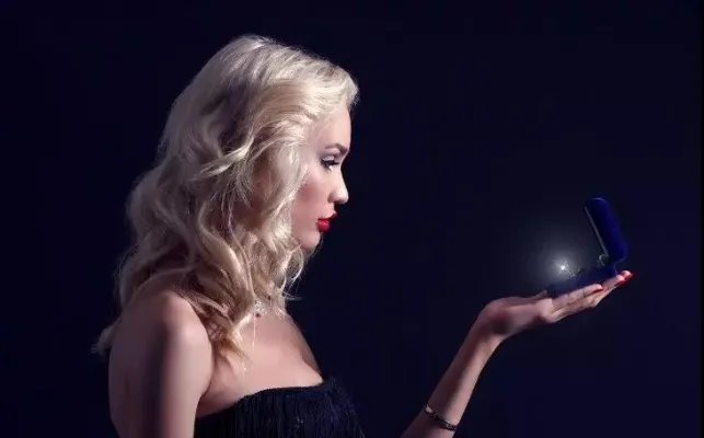 下颌角整形术是如何进行的？