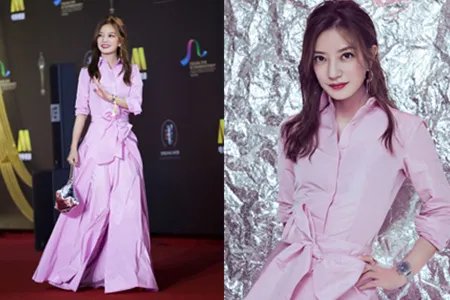 赵薇晒红唇自拍 亮相电影节气场十足令人惊艳