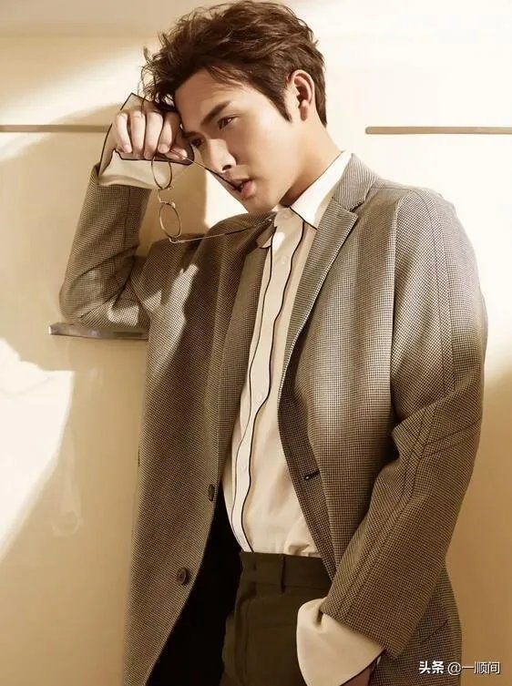 张彬彬真实年龄？