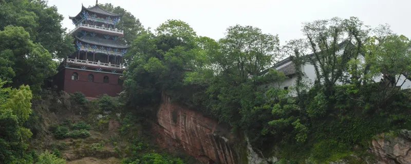 赤壁之战哪一年 赤壁之战多少年