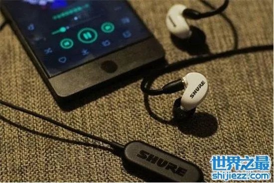 动铁四天王，四种高端耳机带给你音乐的享受 