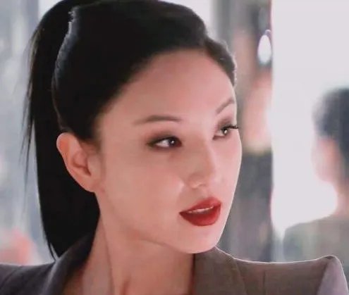 郑希怡和郑少秋是父女关系吗,两人真实关系揭秘