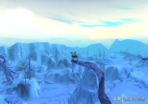 会当凌绝顶,一览众山小。与它相关的名胜是什么？