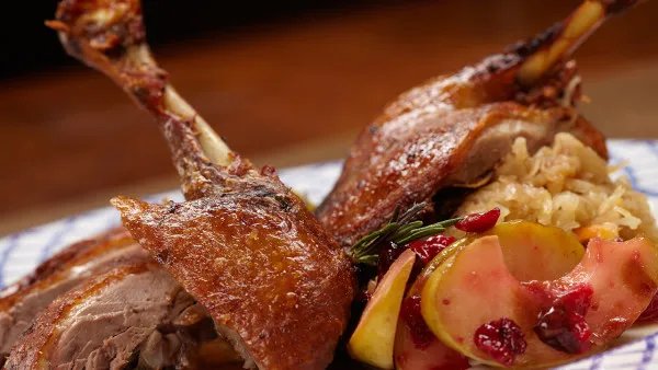 吃螃蟹后不能吃什么水果 螃蟹与哪些水果相克