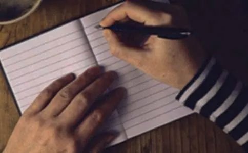 乐于助人的人作文