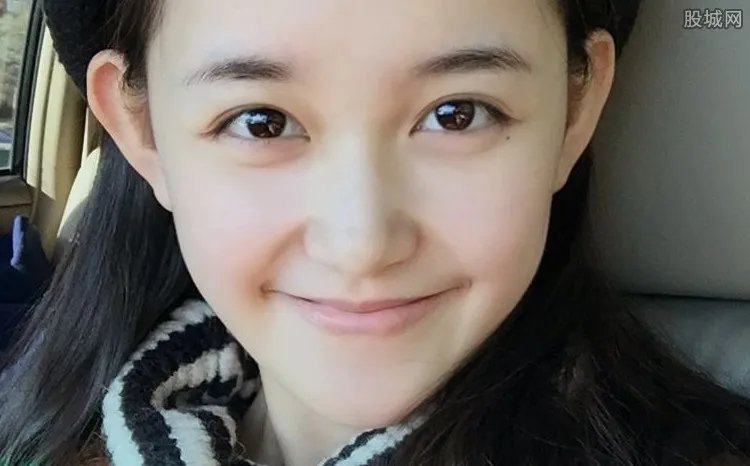 蒋依依的父母是谁 蒋依依的演绎经历