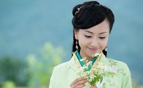 《擂台抢亲》之令狐冲到底喜欢谁