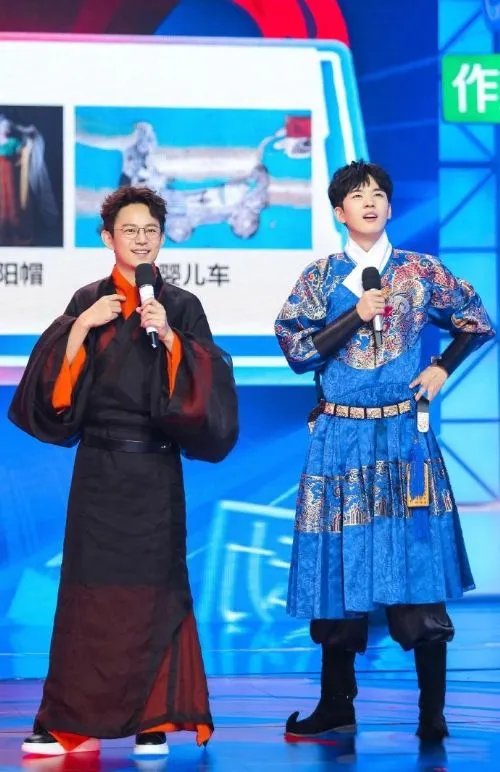 何炅为什么被全网封主要原因 他的负面评价越来越多