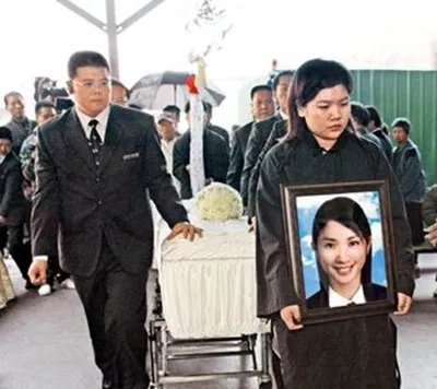 许玮伦遗容照片曝光  英年早逝众人惋惜