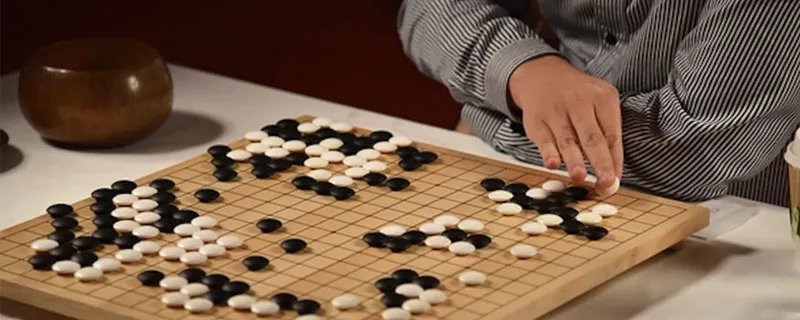 围棋棋盘共有几个交叉点