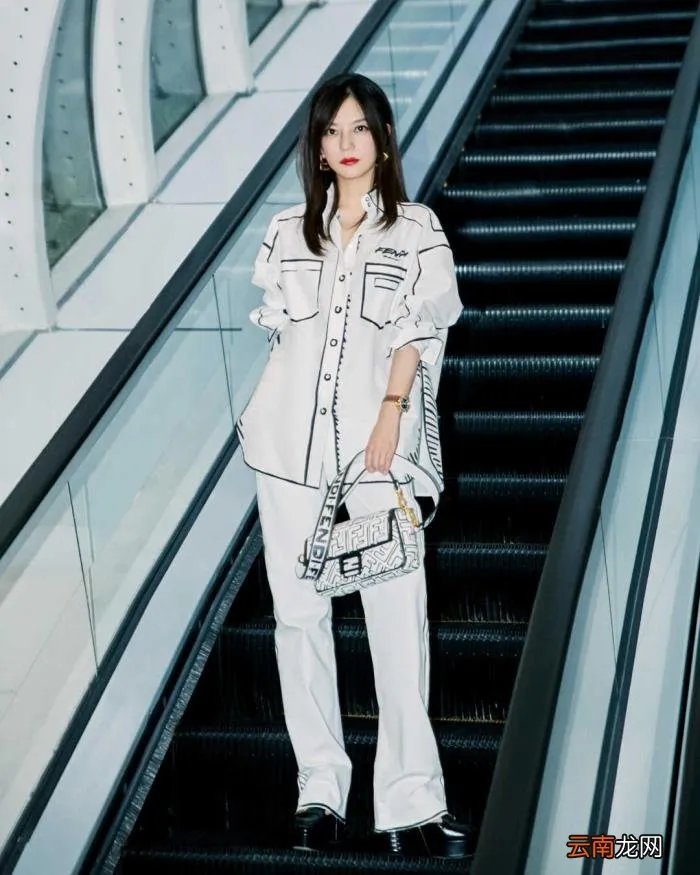 赵薇真实身高体重是多少，身高166cm的赵薇