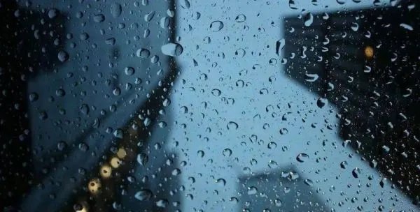 湖南怀化暴雨致一整栋楼被洪水冲走，当地官方会如何处理这件事？