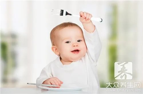  一岁半宝宝不爱吃饭怎么回事