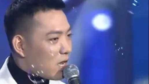 青春青春你别走啊我美好的芳华歌词