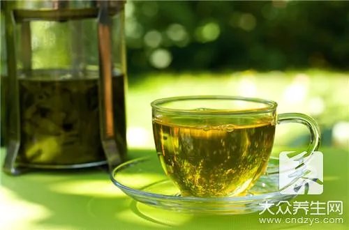 苟杞和菊花泡茶的功效