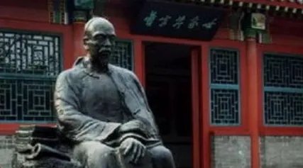 清代诗词代表人物生平简介：曹雪芹，著有《红楼梦》