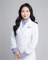 娃娃脸是什么原因造成的