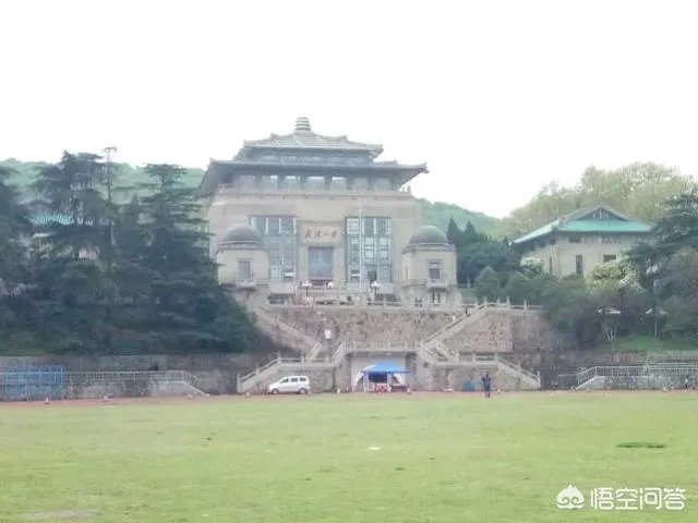 喜欢旅游，来张旅游壁纸？友友们有吗？