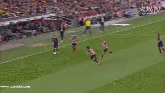 梅西职业生涯最精彩的一粒进球是哪个？