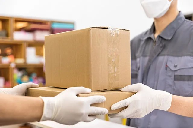 顺丰的收费标准是多少 顺丰快递一公斤多少钱