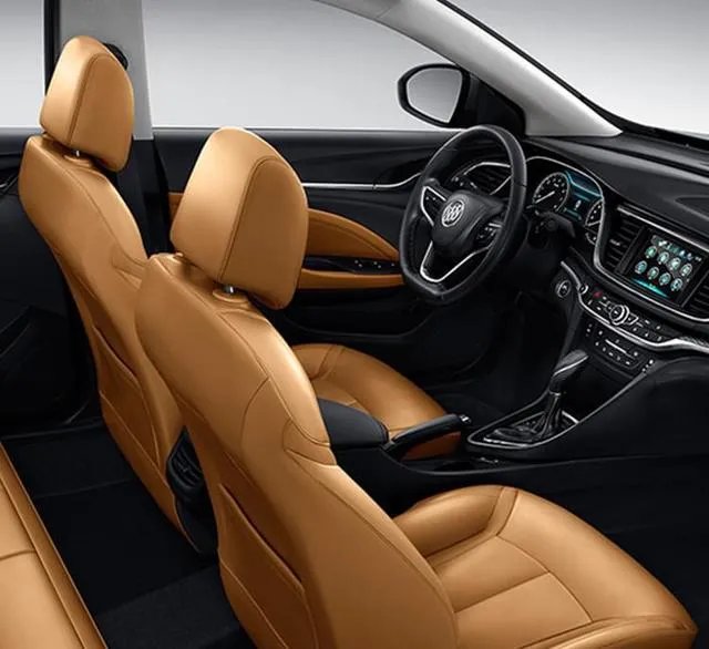 2013款的别克君越内饰,你认为放到如今属于什么档次?