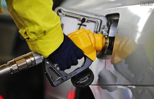 油价或迎年内“第五涨” 上涨原因究竟是什么？