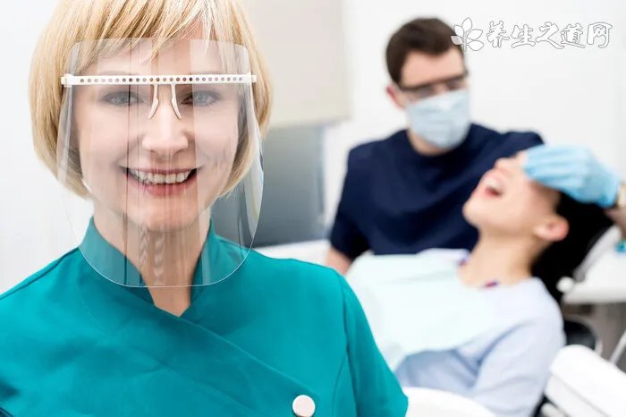 如何远离眼部暗沉？用什么产品改善眼部暗沉？[图]