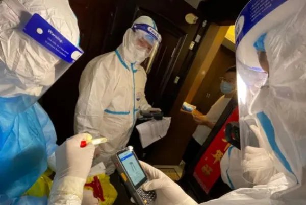 1传1500，俄罗斯现新冠病毒超级传播者，当地的疫情如何？