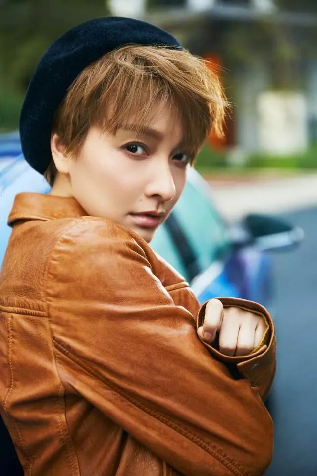 吴昕微博晒自拍并附文“拍出全智贤的感觉了吗”，你怎么看？