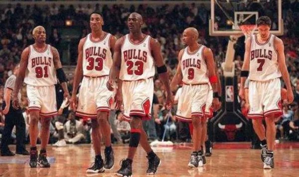 NBA公牛王朝首发阵容里面都有那些人？