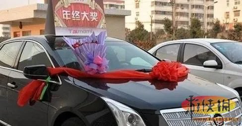 售楼小姐获500万年终奖惊呆小伙伴!哥泪奔了