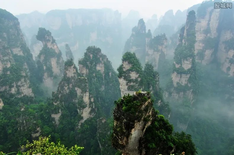 成本500标价8000 揭张家界景区天价商品猫腻