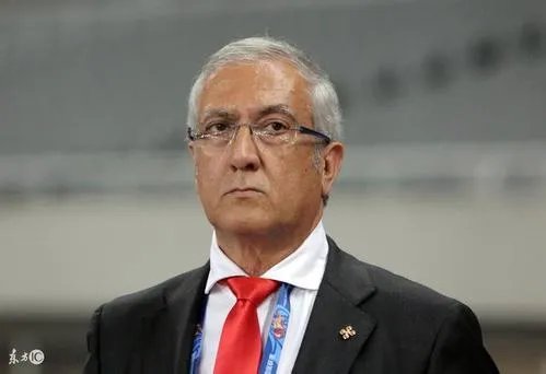 续约曼萨诺，你认为贵州下赛季会取得怎样的成绩？