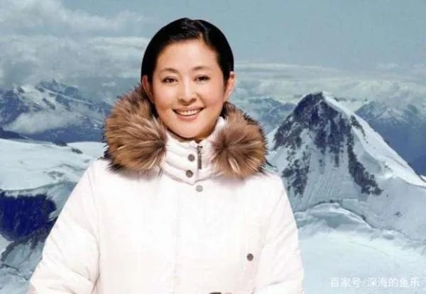 嫁给杨亚洲的倪萍太幸福,一个细节看出两人有多般配,比陈凯歌强,咋看?