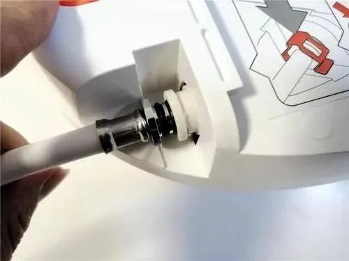 抽水马桶盖的拆卸安装步骤有哪些